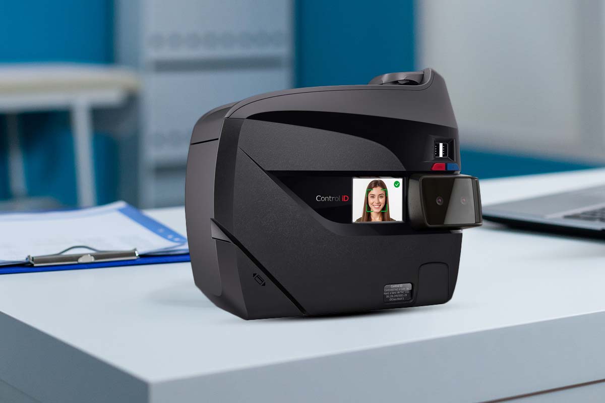 Close up of hospital doctor office desk having pens and clipboard on it